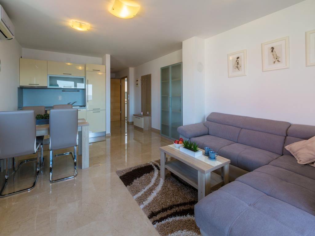 קריקווניצה Apartments Livaja מראה חיצוני תמונה