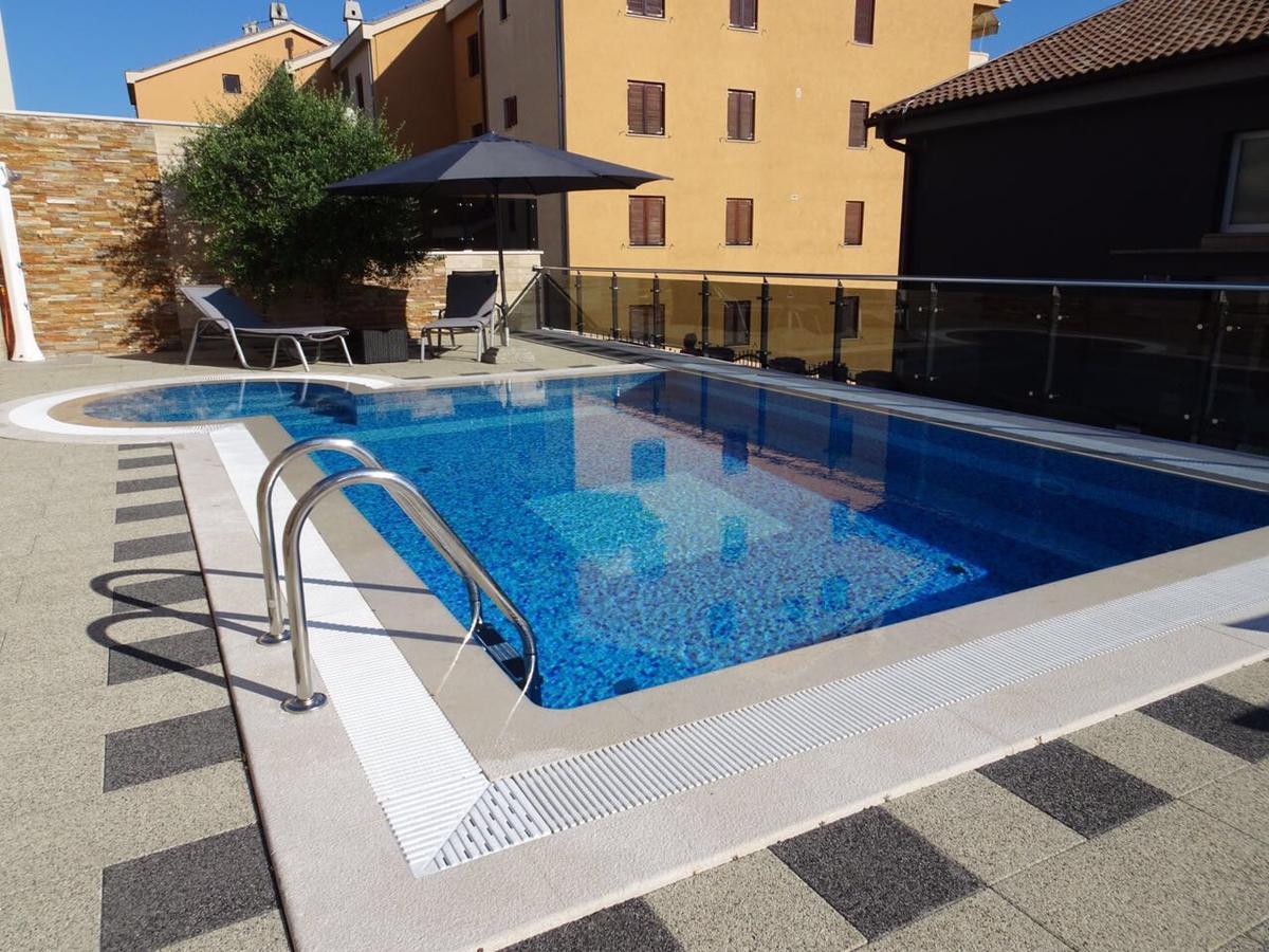 קריקווניצה Apartments Livaja מראה חיצוני תמונה